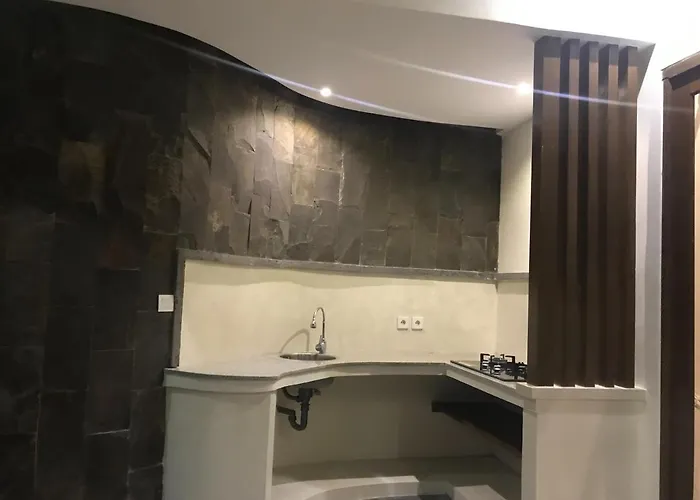 The Iyang Lodge